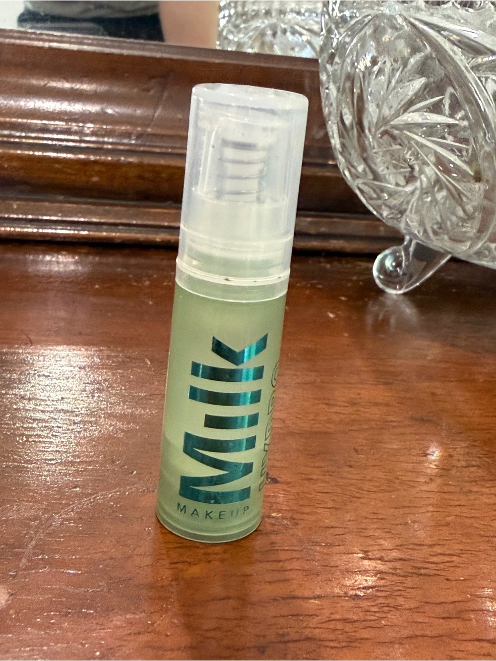MILK hydro grip primer